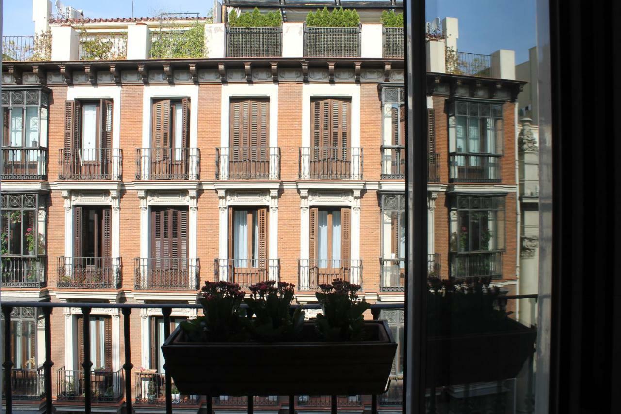 帕拉西奥卡萨恩特拉朵思公寓 马德里 外观 照片